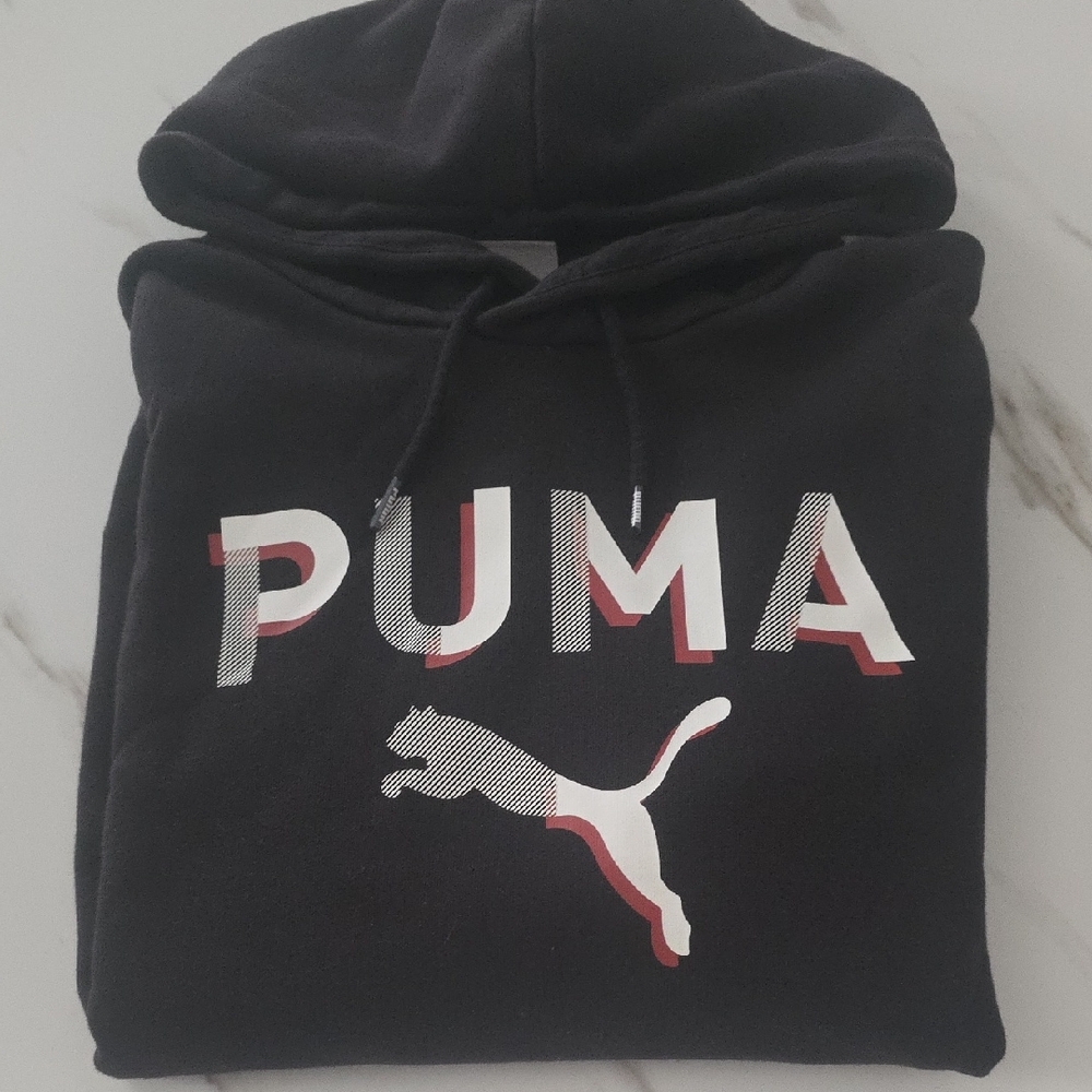 PUMA Men's Black and White Logo Sweater